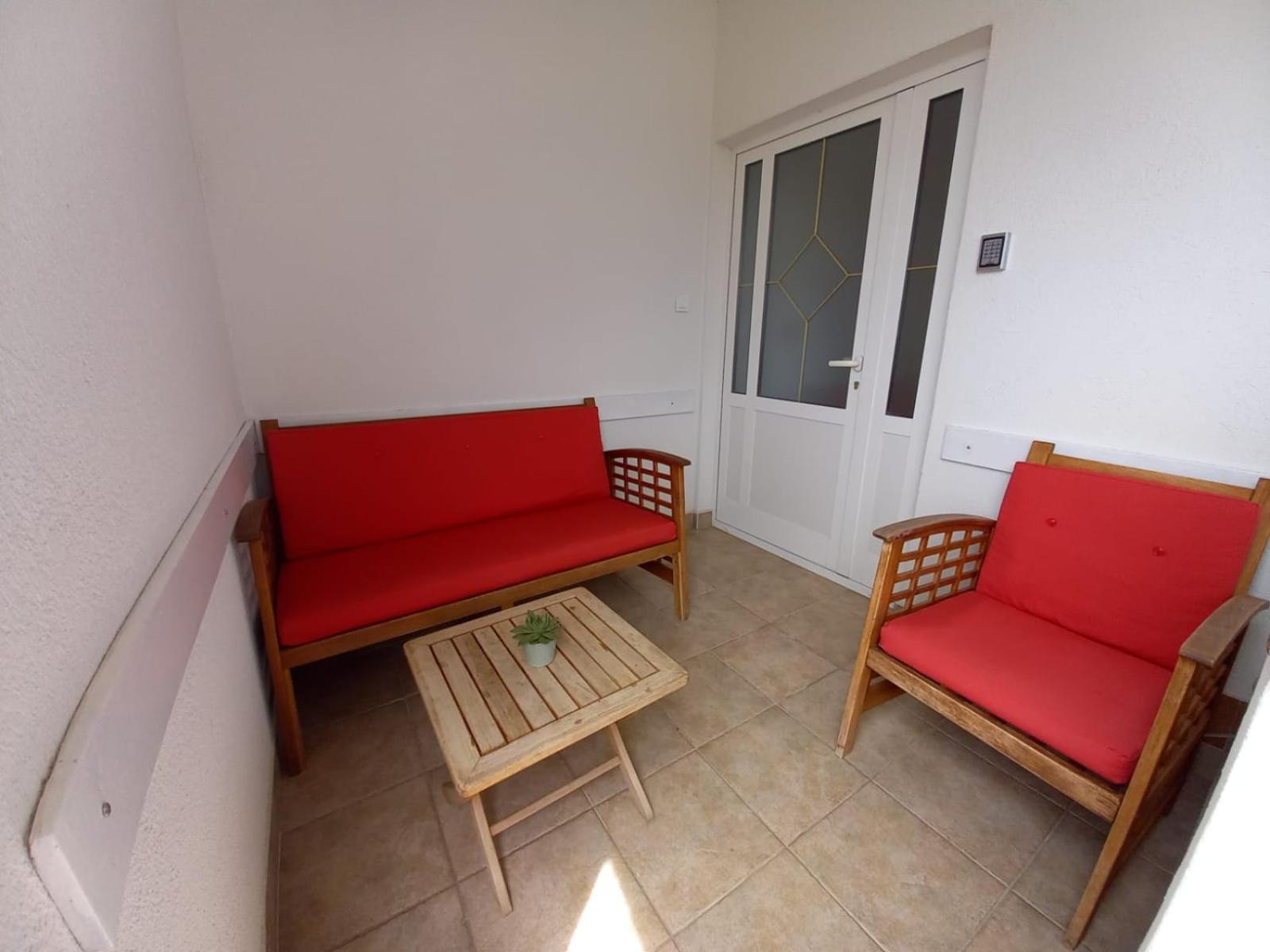 Apartments Vinse Near Rab Center Rab Town Ngoại thất bức ảnh
